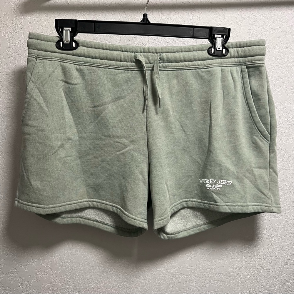 Whiskey Joe’s Bar & Grill Green Women's Shorts NWOT
